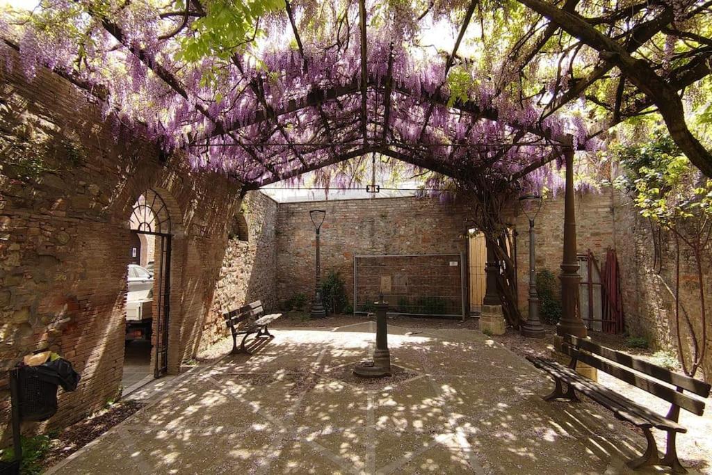 La Casina Del Dazio - Perugia Centro Storico Apartment Luaran gambar